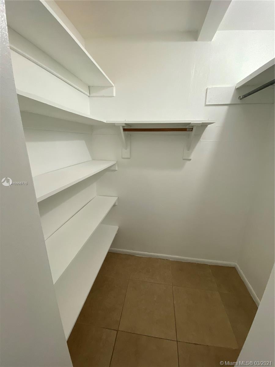 See details / 2279 sq. ft. $ 2022-11-01 0 Photo