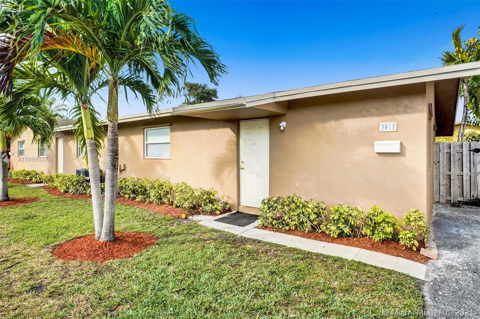 See details / 2504 sq. ft. $ 2021-02-13 0 Photo