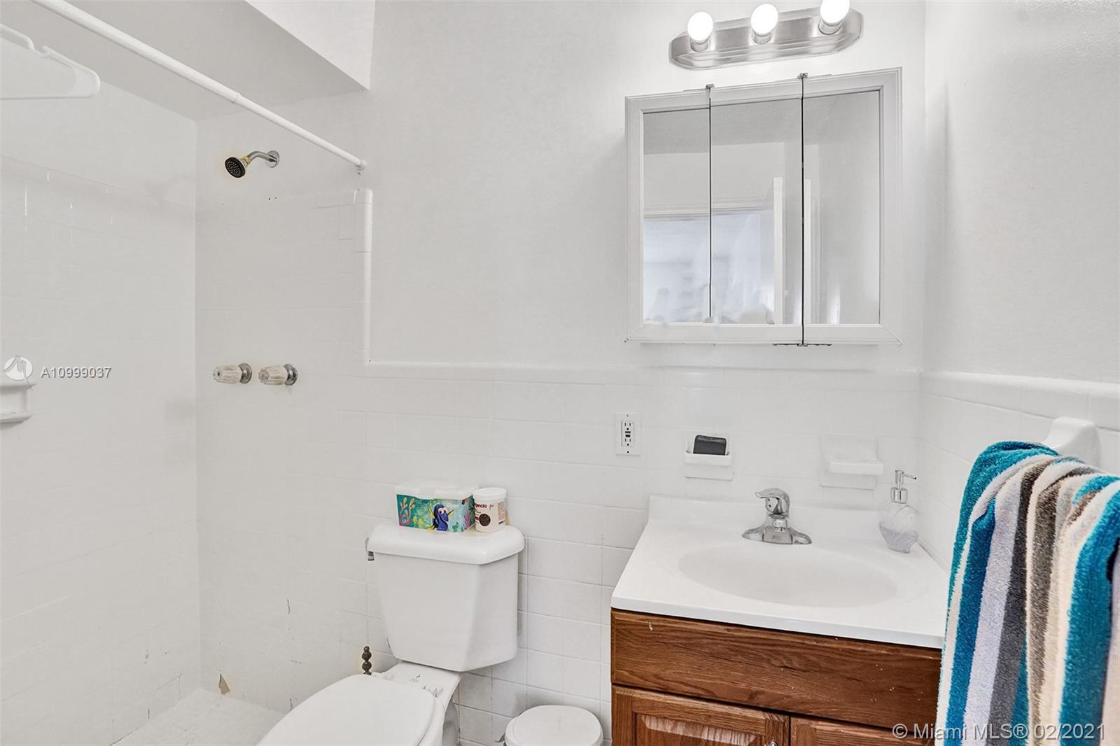 See details / 2504 sq. ft. $ 2021-02-13 0 Photo