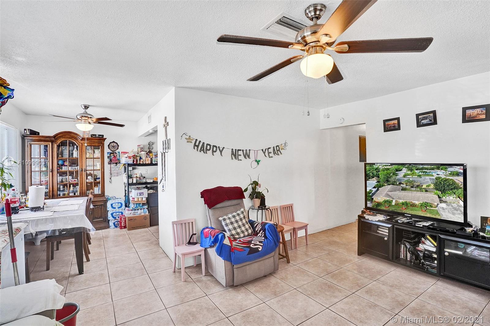 See details / 2504 sq. ft. $ 2021-02-13 0 Photo