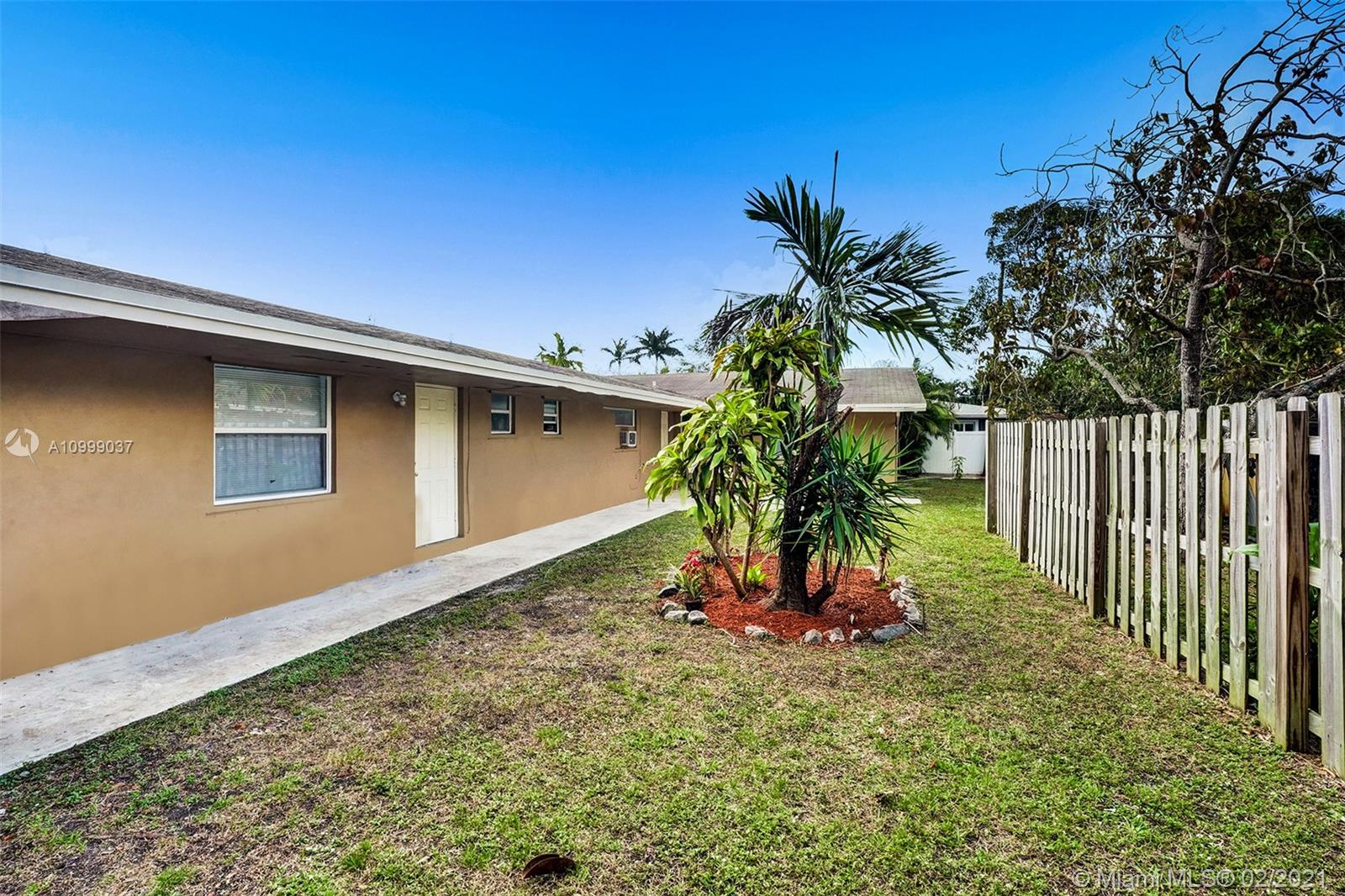 See details / 2504 sq. ft. $ 2021-02-13 0 Photo