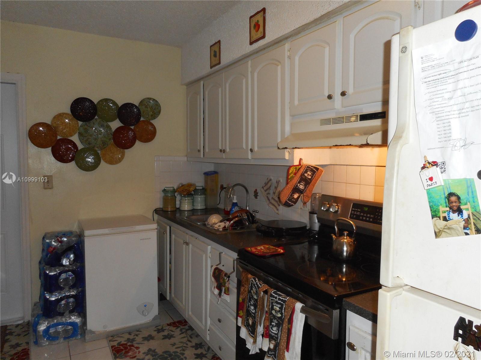 See details / 1719 sq. ft. $ 2021-02-14 0 Photo