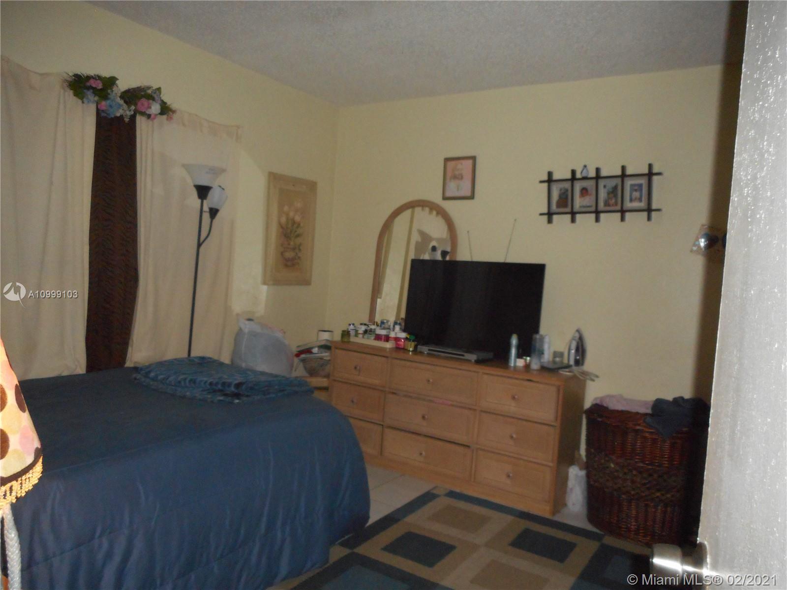 See details / 1719 sq. ft. $ 2021-02-14 0 Photo