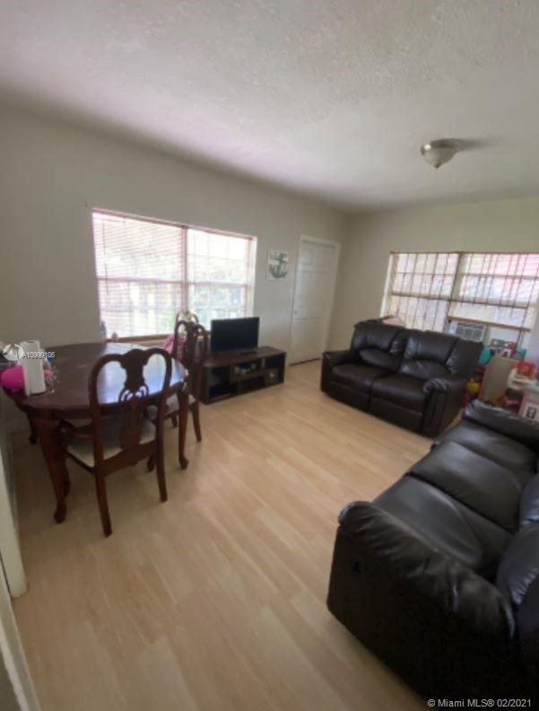 See details / 1309 sq. ft. $ 2021-02-14 0 Photo