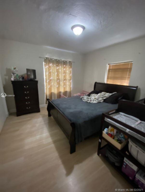 See details / 1309 sq. ft. $ 2021-02-14 0 Photo
