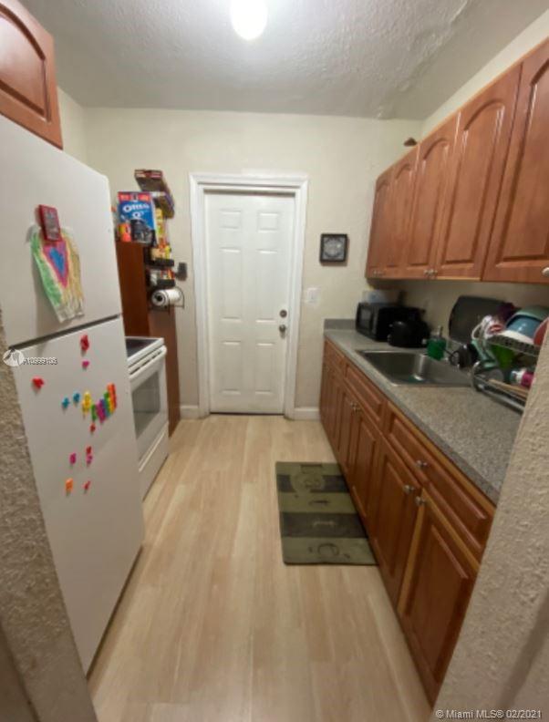 See details / 1309 sq. ft. $ 2021-02-14 0 Photo