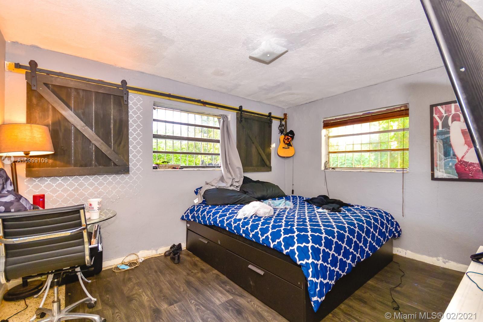 See details / 2031 sq. ft. $ 2021-02-23 0 Photo