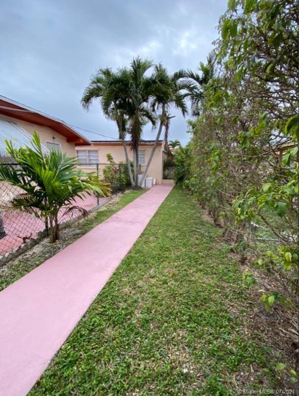 See details / 2376 sq. ft. $ 2021-03-16 0 Photo