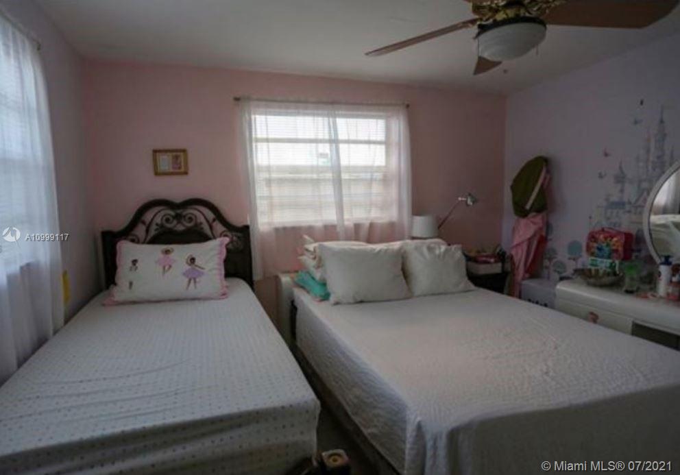 See details / 2376 sq. ft. $ 2021-03-16 0 Photo