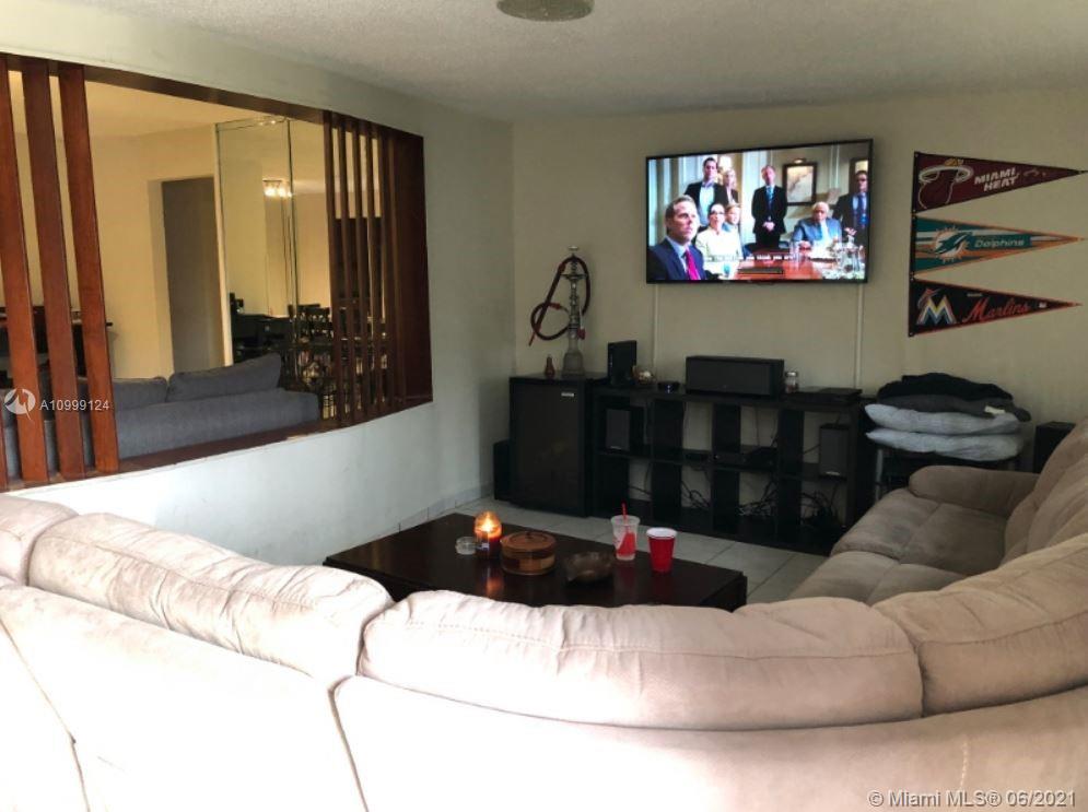 See details / 1647 sq. ft. $ 2021-02-14 0 Photo