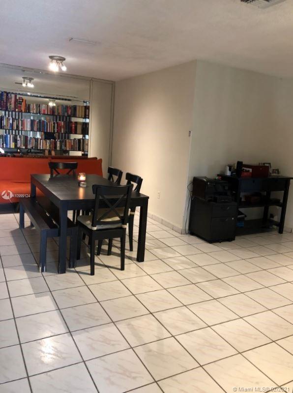 See details / 1647 sq. ft. $ 2021-02-14 0 Photo