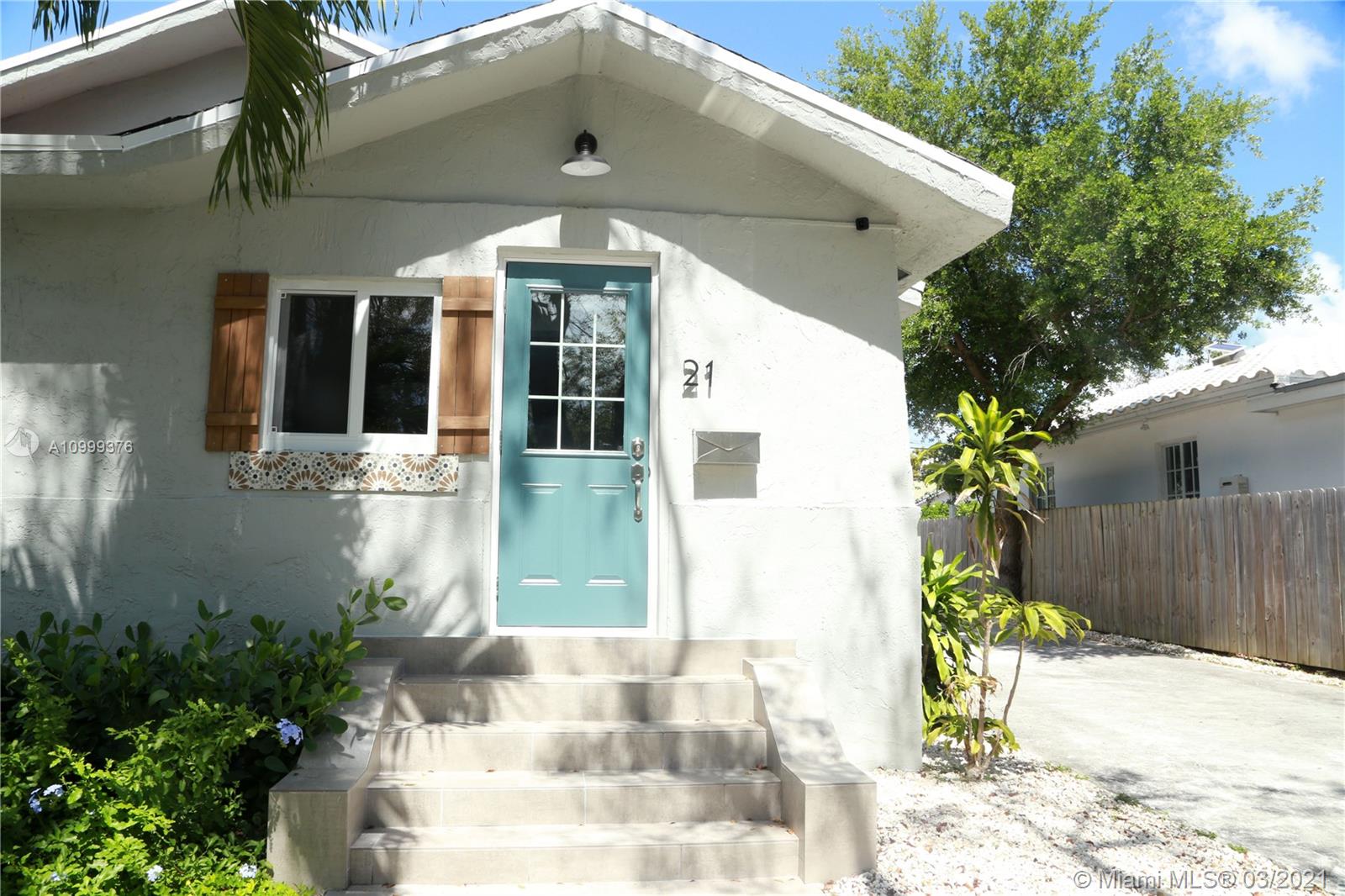 See details / 2224 sq. ft. $ 2021-02-15 0 Photo