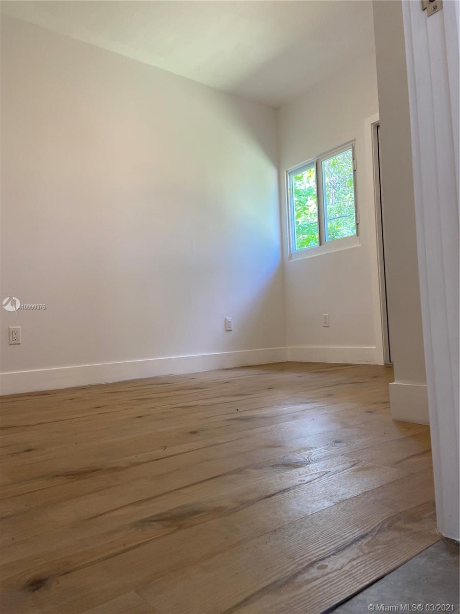 See details / 2224 sq. ft. $ 2021-02-15 0 Photo