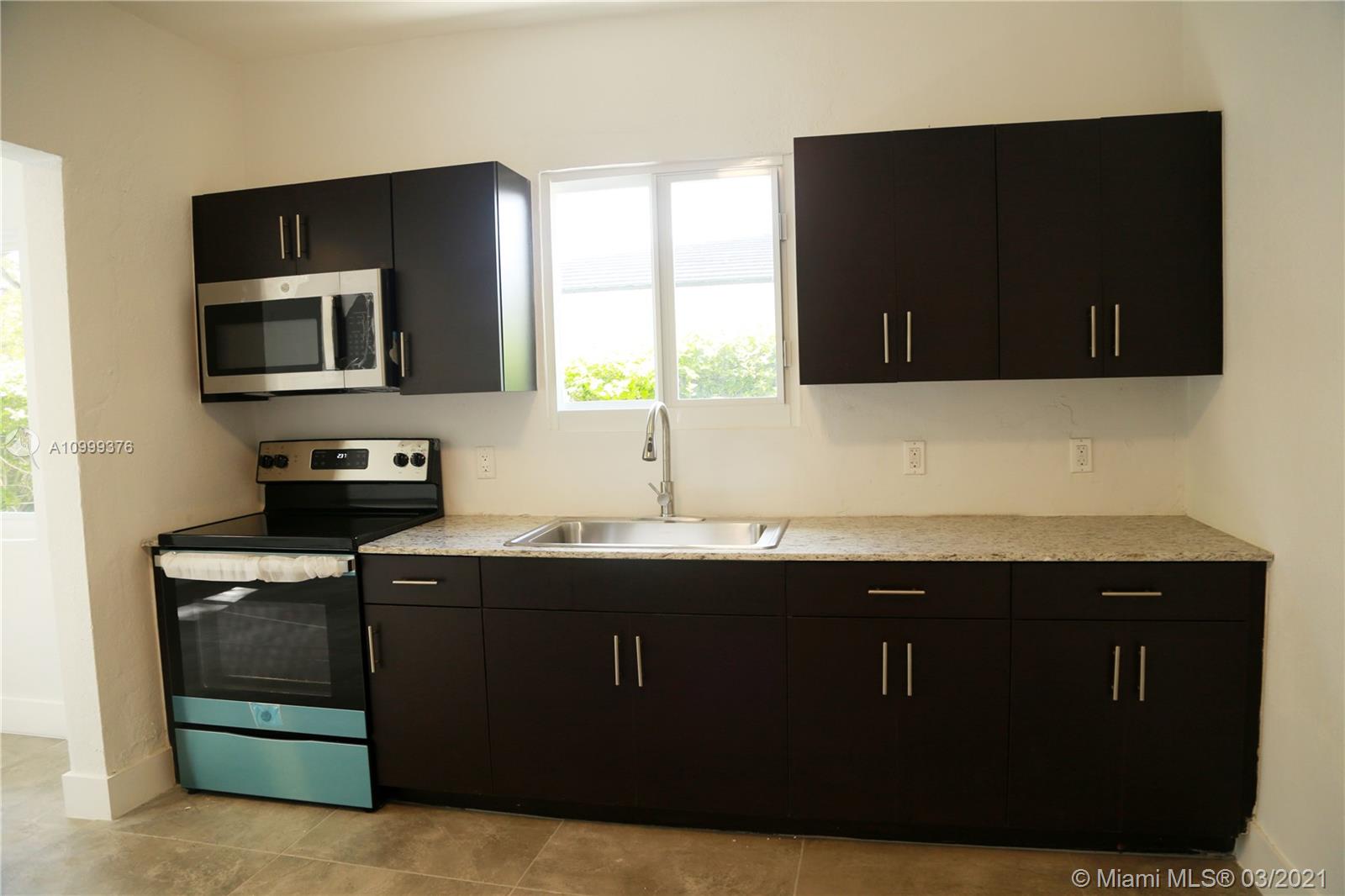 See details / 2224 sq. ft. $ 2021-02-15 0 Photo