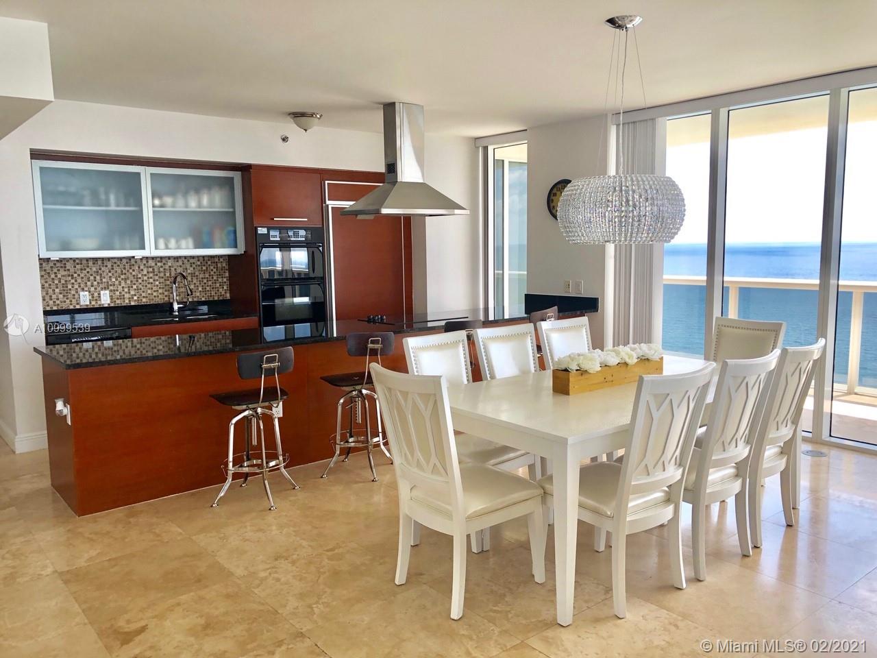 Ver detalles 3202 3 / 3 2065 sq. ft. $ 2021-02-15 0 foto