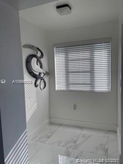See details / 1974 sq. ft. $ 2021-02-16 0 Photo