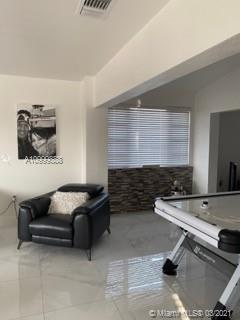 See details / 1974 sq. ft. $ 2021-02-16 0 Photo
