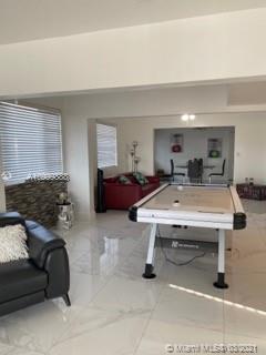 See details / 1974 sq. ft. $ 2021-02-16 0 Photo