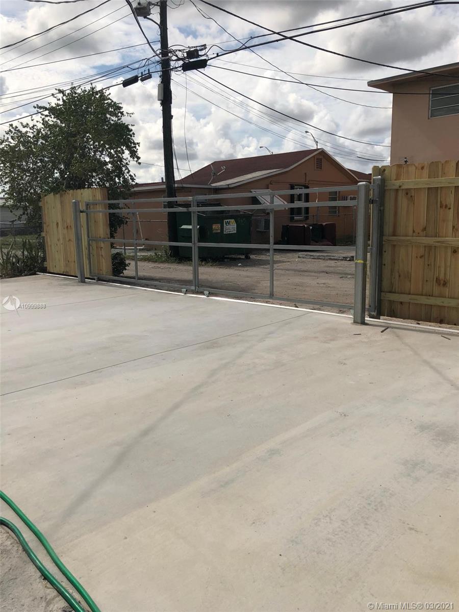 See details / 1974 sq. ft. $ 2021-02-16 0 Photo