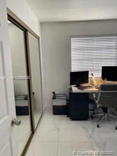 See details / 1974 sq. ft. $ 2021-02-16 0 Photo