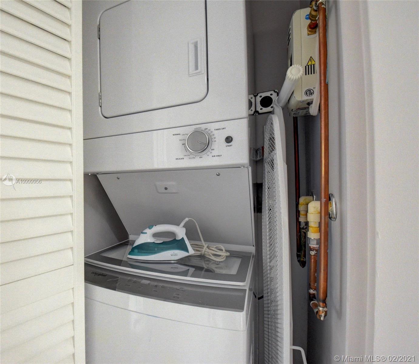 See details / 2322 sq. ft. $ 2021-02-16 0 Photo