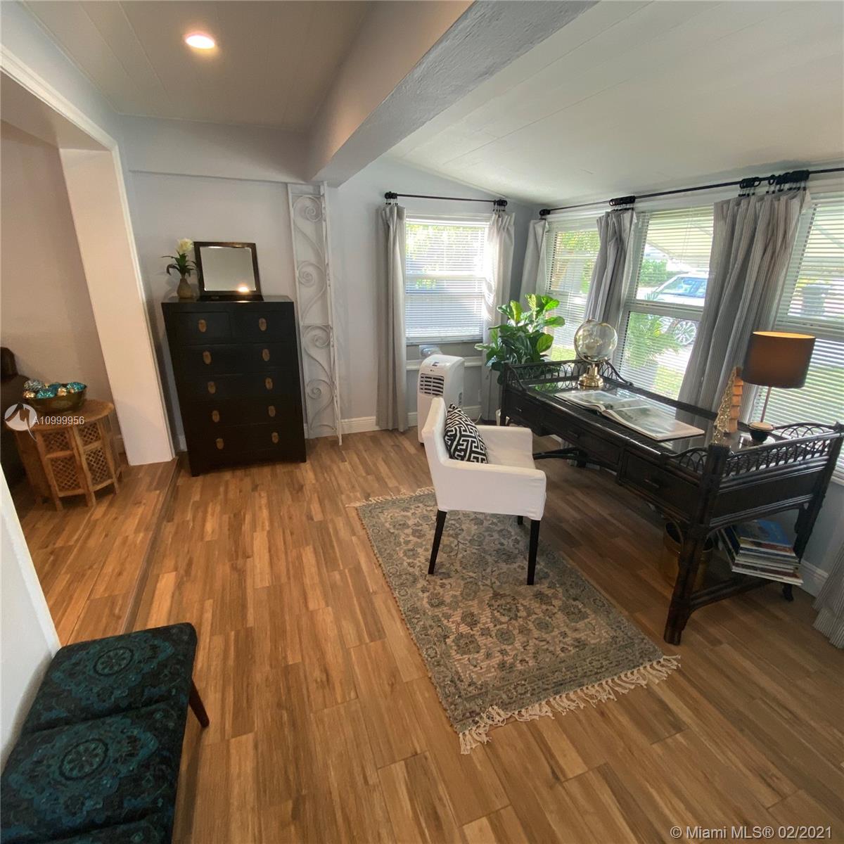 See details / 2322 sq. ft. $ 2021-02-16 0 Photo