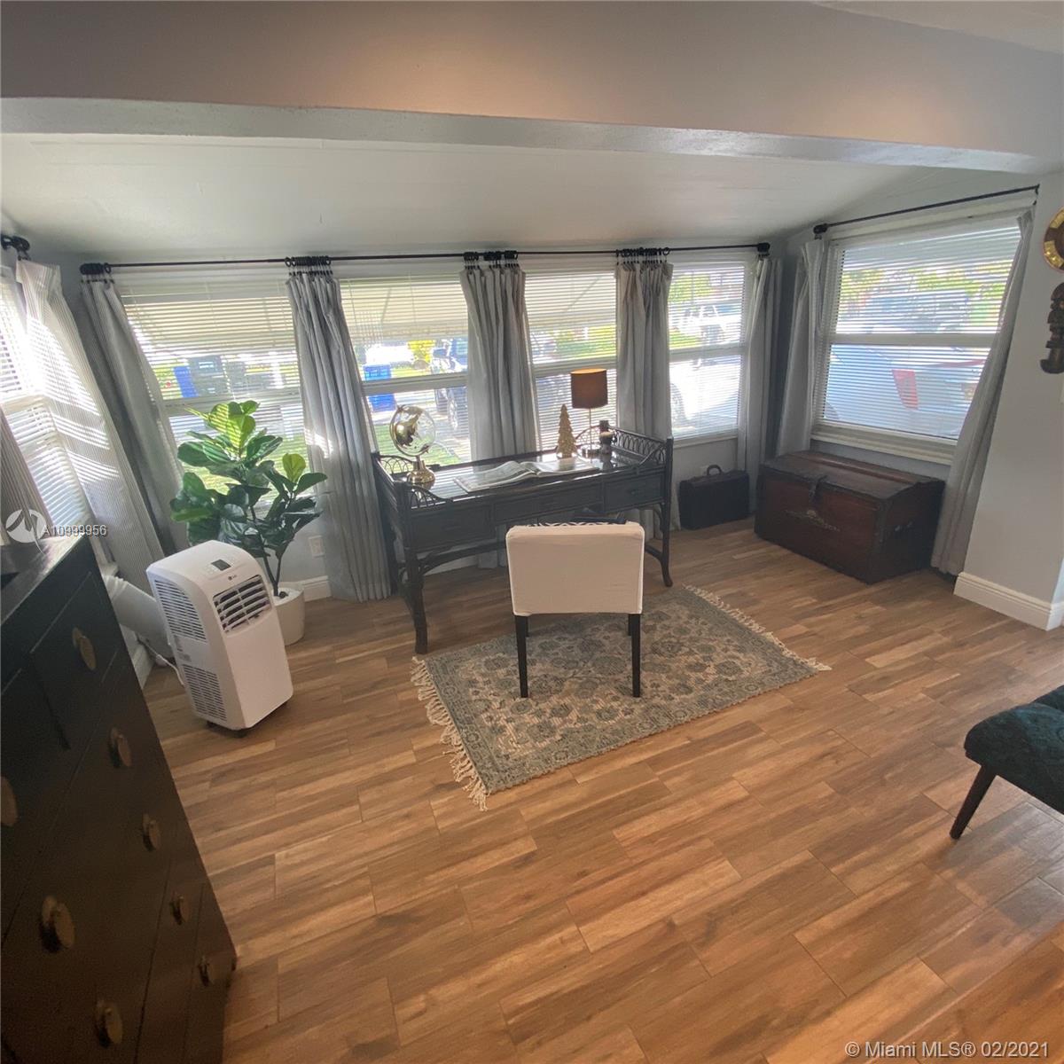 See details / 2322 sq. ft. $ 2021-02-16 0 Photo