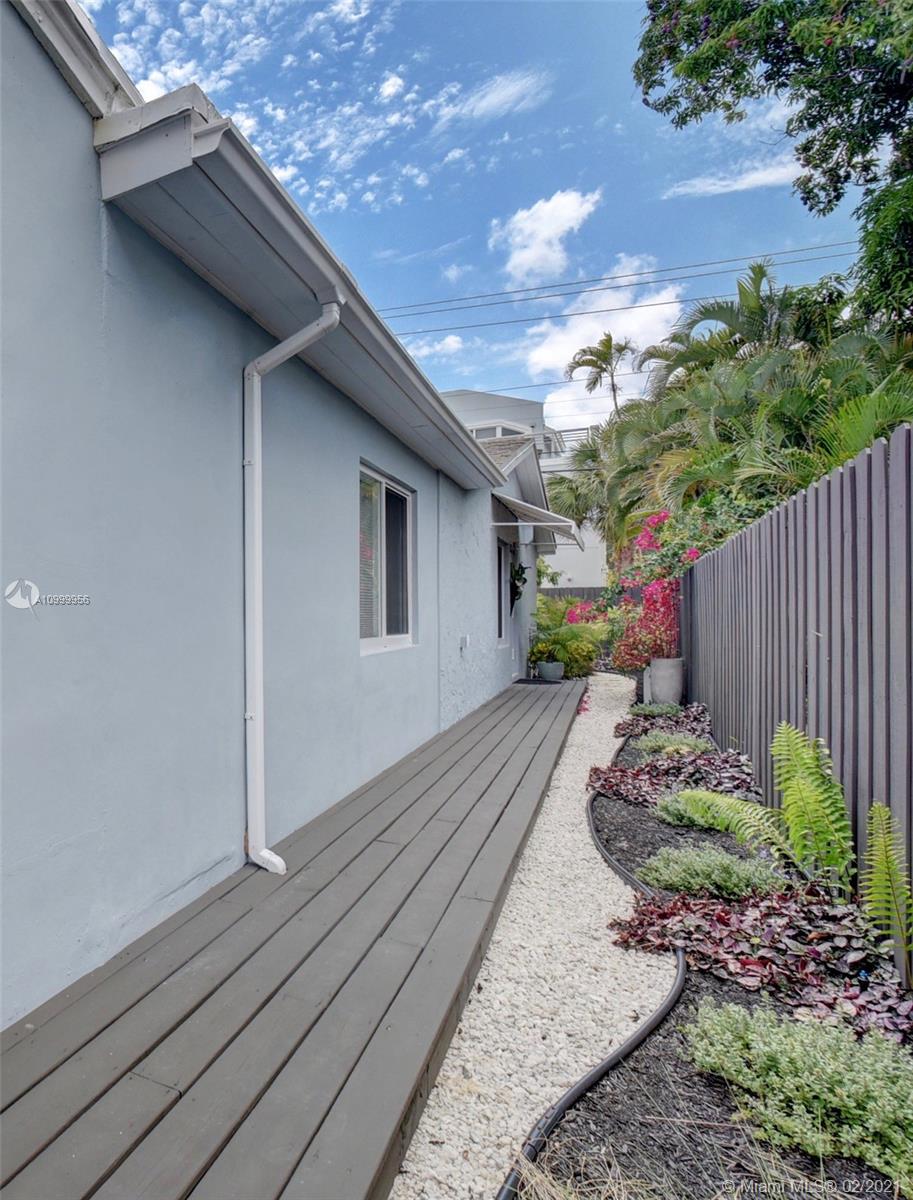 See details / 2322 sq. ft. $ 2021-02-16 0 Photo