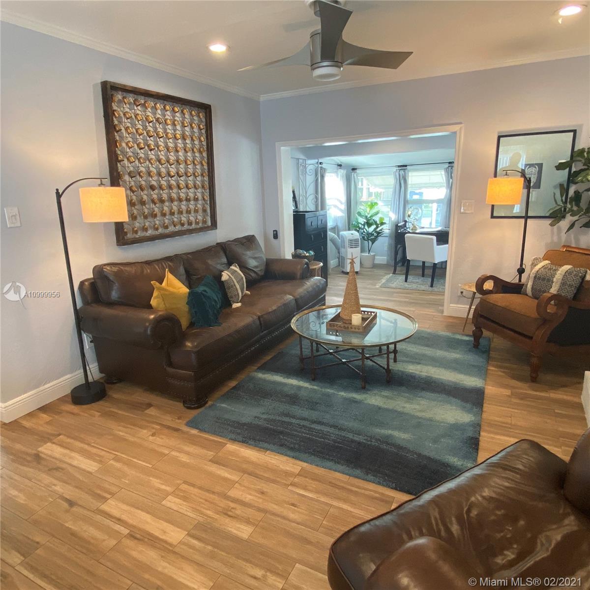 See details / 2322 sq. ft. $ 2021-02-16 0 Photo