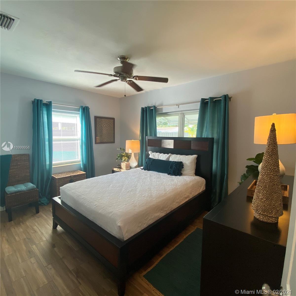 See details / 2322 sq. ft. $ 2021-02-16 0 Photo