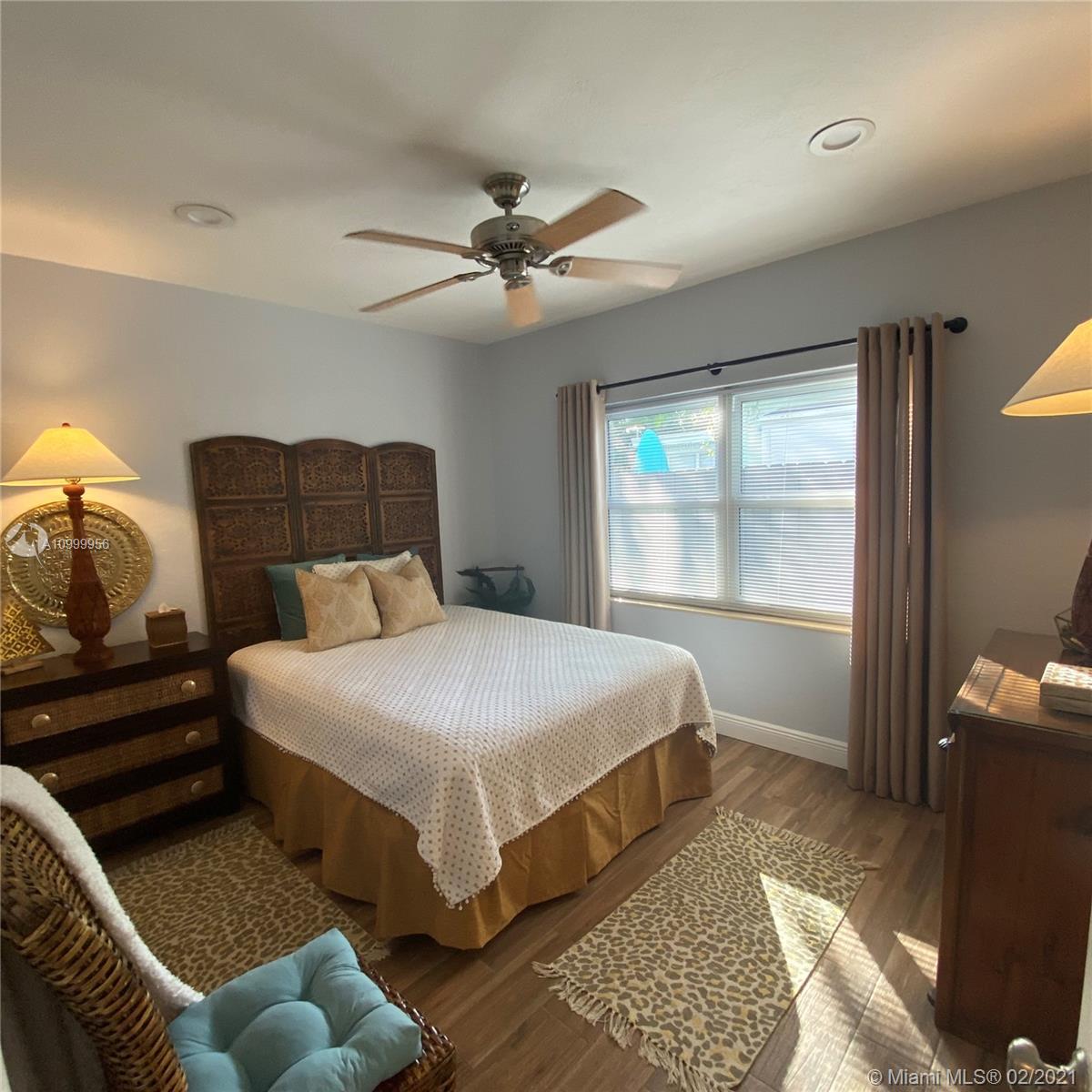 See details / 2322 sq. ft. $ 2021-02-16 0 Photo
