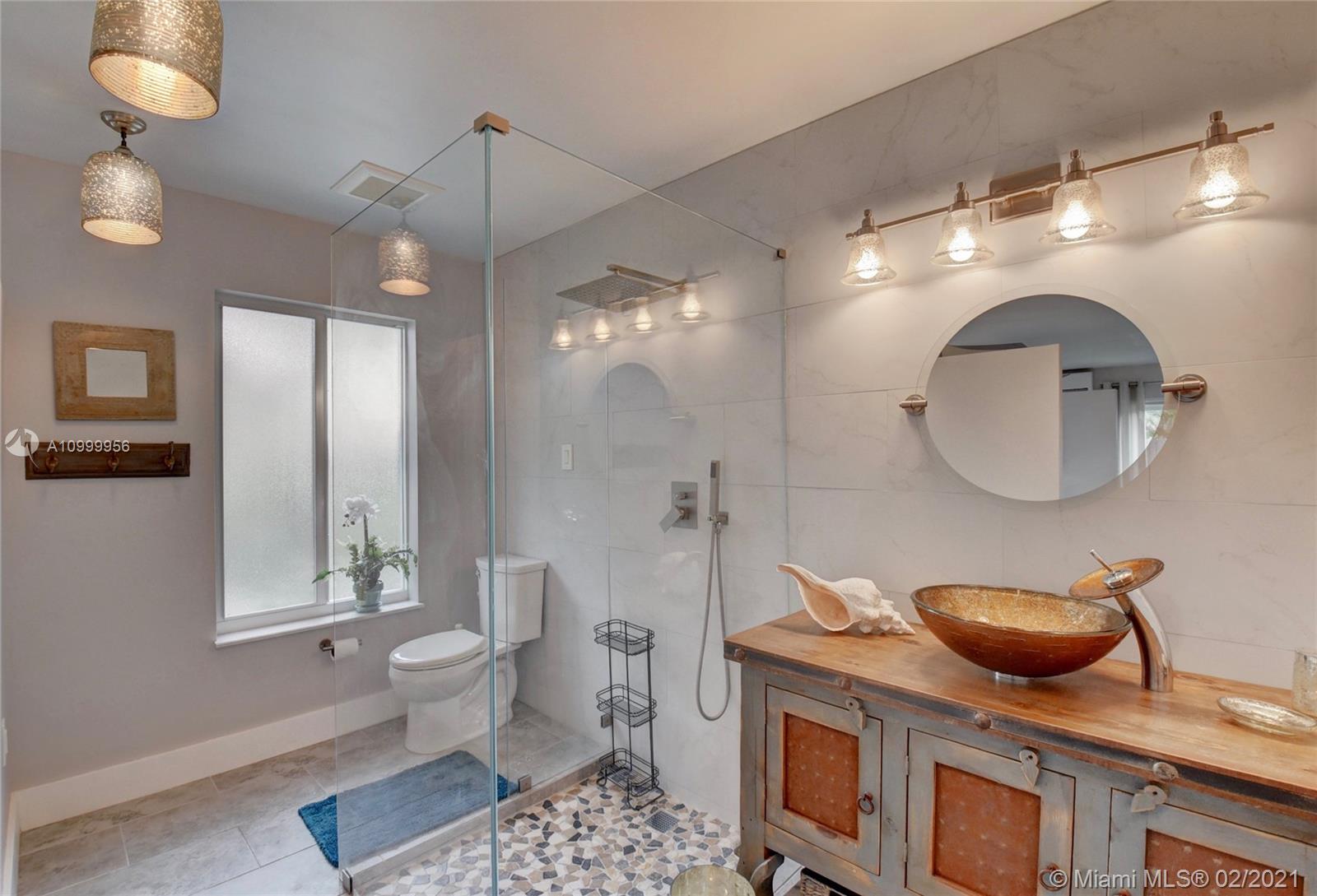 See details / 2322 sq. ft. $ 2021-02-16 0 Photo