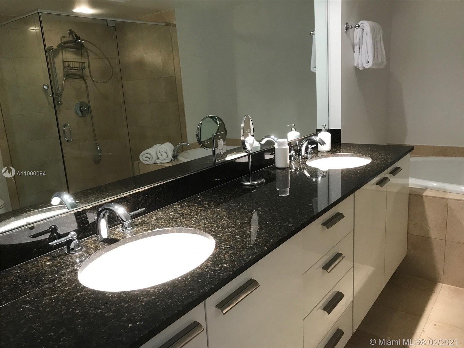 Ver detalles 1706 2 / 2 1841 sq. ft. $ 2021-02-16 0 foto