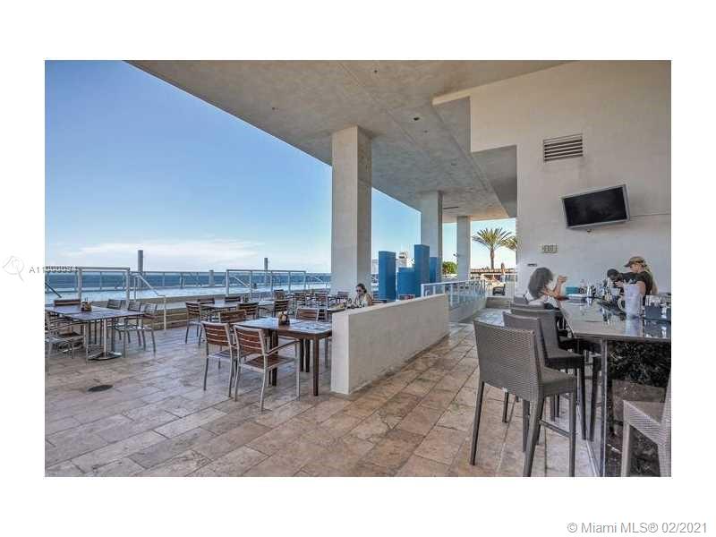 Ver detalles 1706 2 / 2 1841 sq. ft. $ 2021-02-16 0 foto