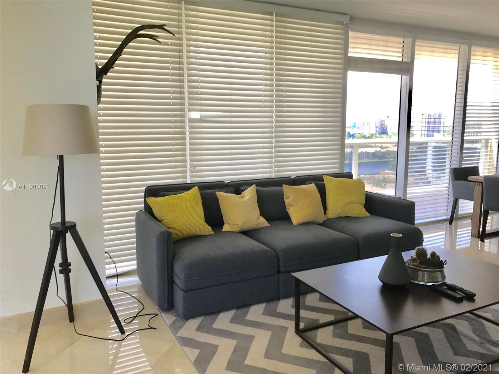 Ver detalles 1706 2 / 2 1841 sq. ft. $ 2021-02-16 0 foto