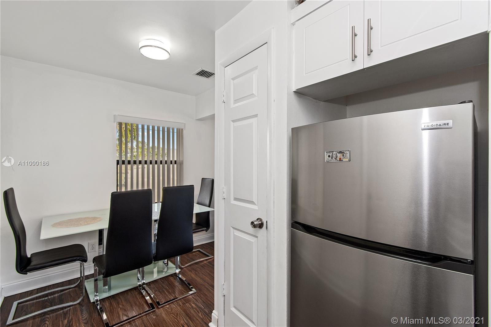See details / 1356 sq. ft. $ 2021-02-16 0 Photo