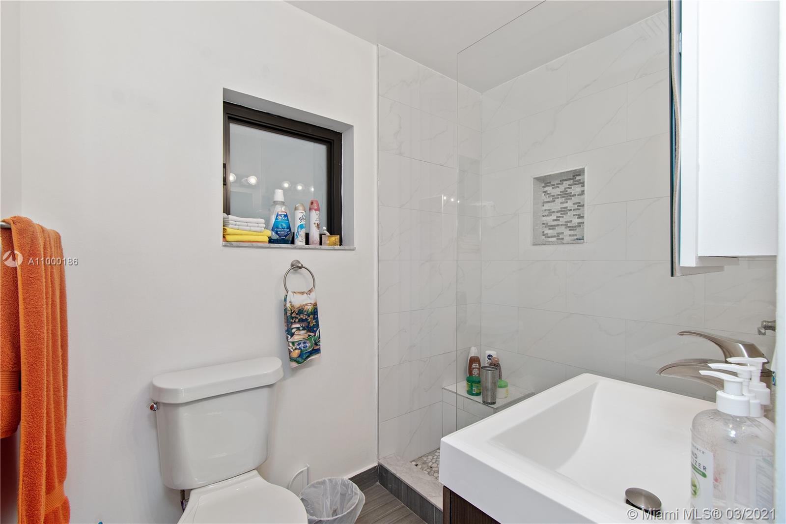 See details / 1356 sq. ft. $ 2021-02-16 0 Photo