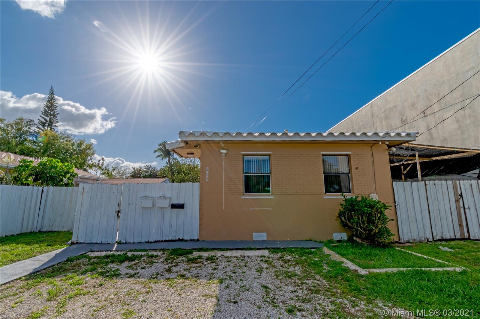 See details / 1356 sq. ft. $ 2021-02-16 0 Photo