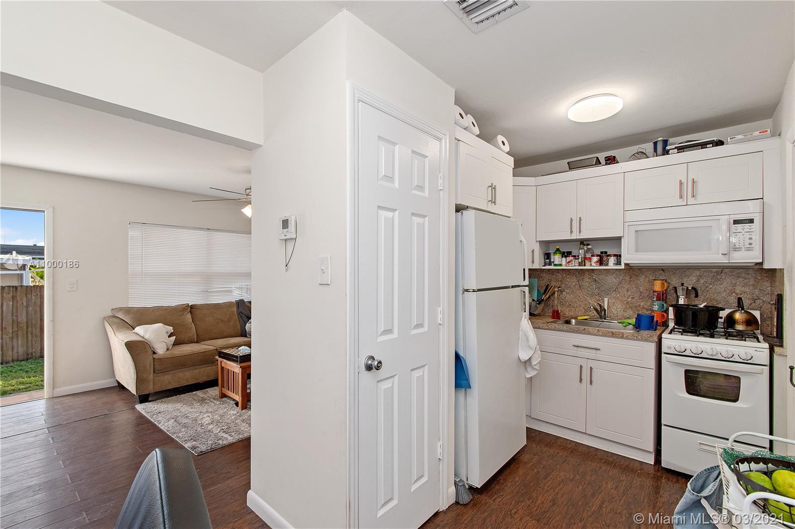 See details / 1356 sq. ft. $ 2021-02-16 0 Photo