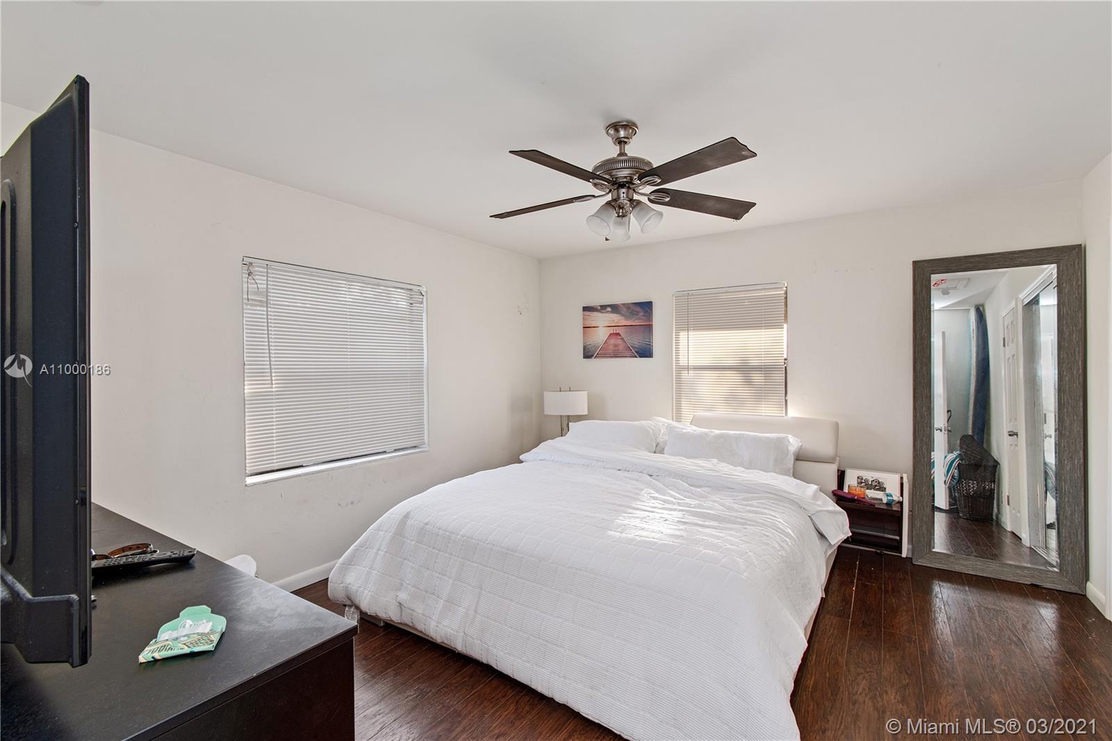 See details / 1356 sq. ft. $ 2021-02-16 0 Photo