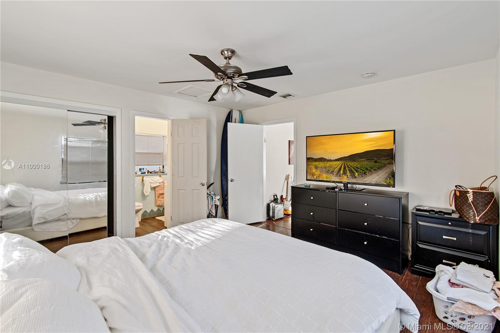 See details / 1356 sq. ft. $ 2021-02-16 0 Photo