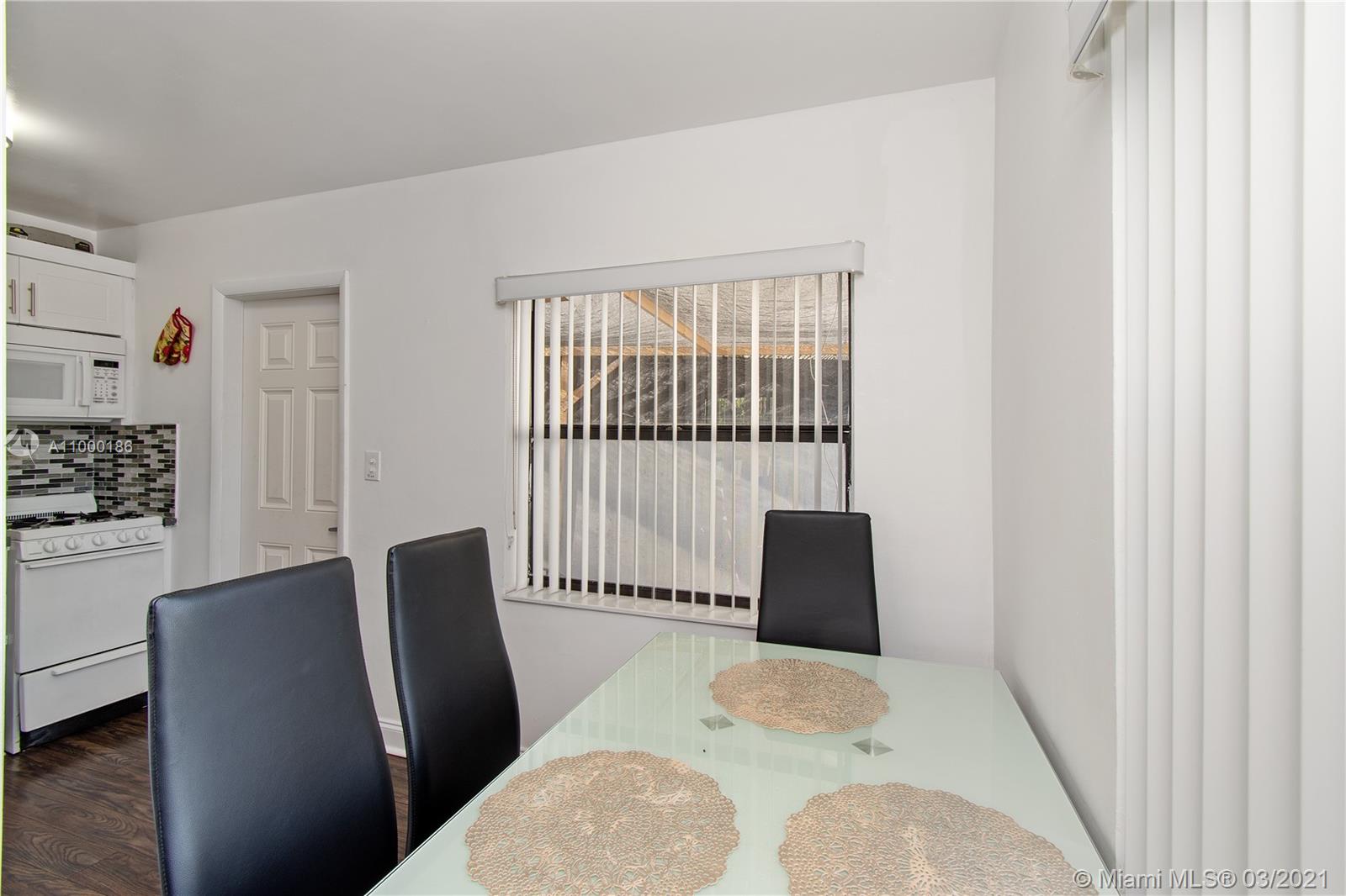 See details / 1356 sq. ft. $ 2021-02-16 0 Photo