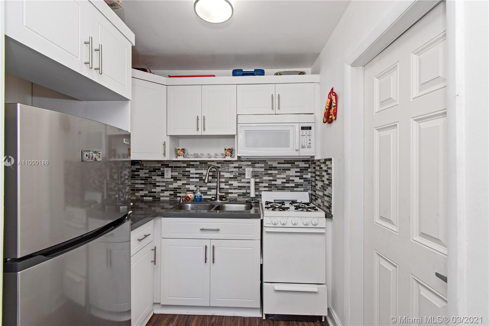 See details / 1356 sq. ft. $ 2021-02-16 0 Photo