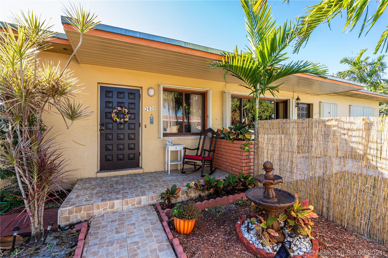 See details / 2012 sq. ft. $ 2021-02-16 0 Photo