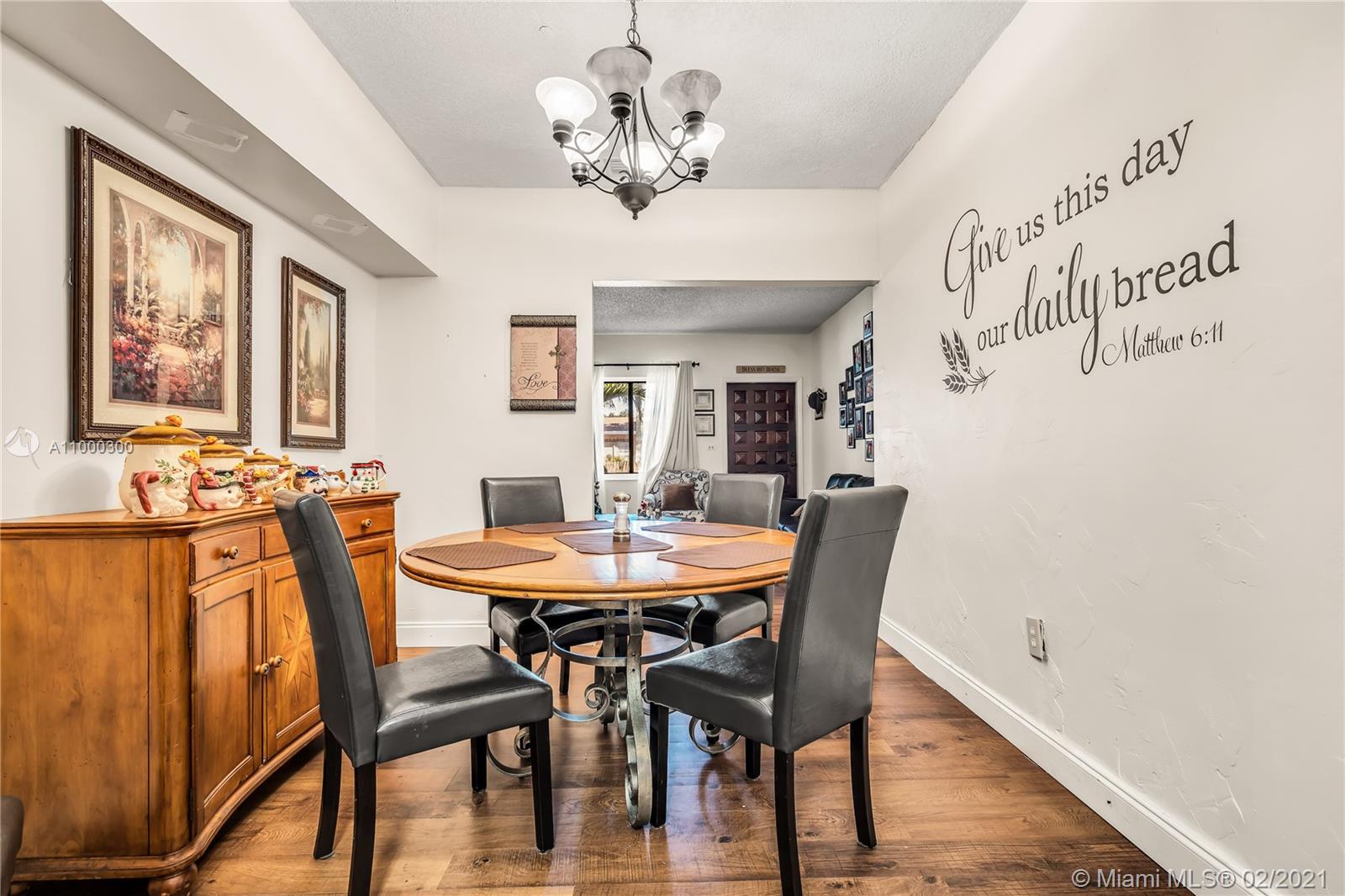 See details / 2012 sq. ft. $ 2021-02-16 0 Photo