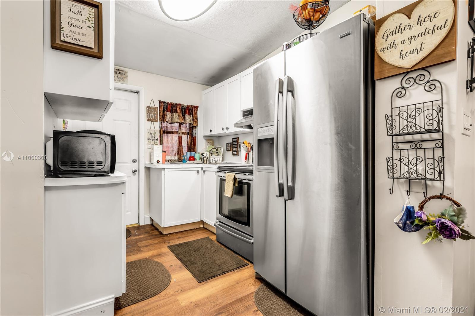 See details / 2012 sq. ft. $ 2021-02-16 0 Photo