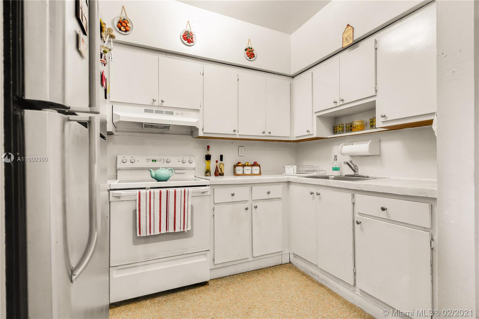 See details / 2012 sq. ft. $ 2021-02-16 0 Photo