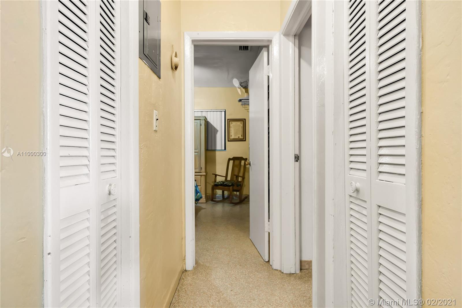 See details / 2012 sq. ft. $ 2021-02-16 0 Photo
