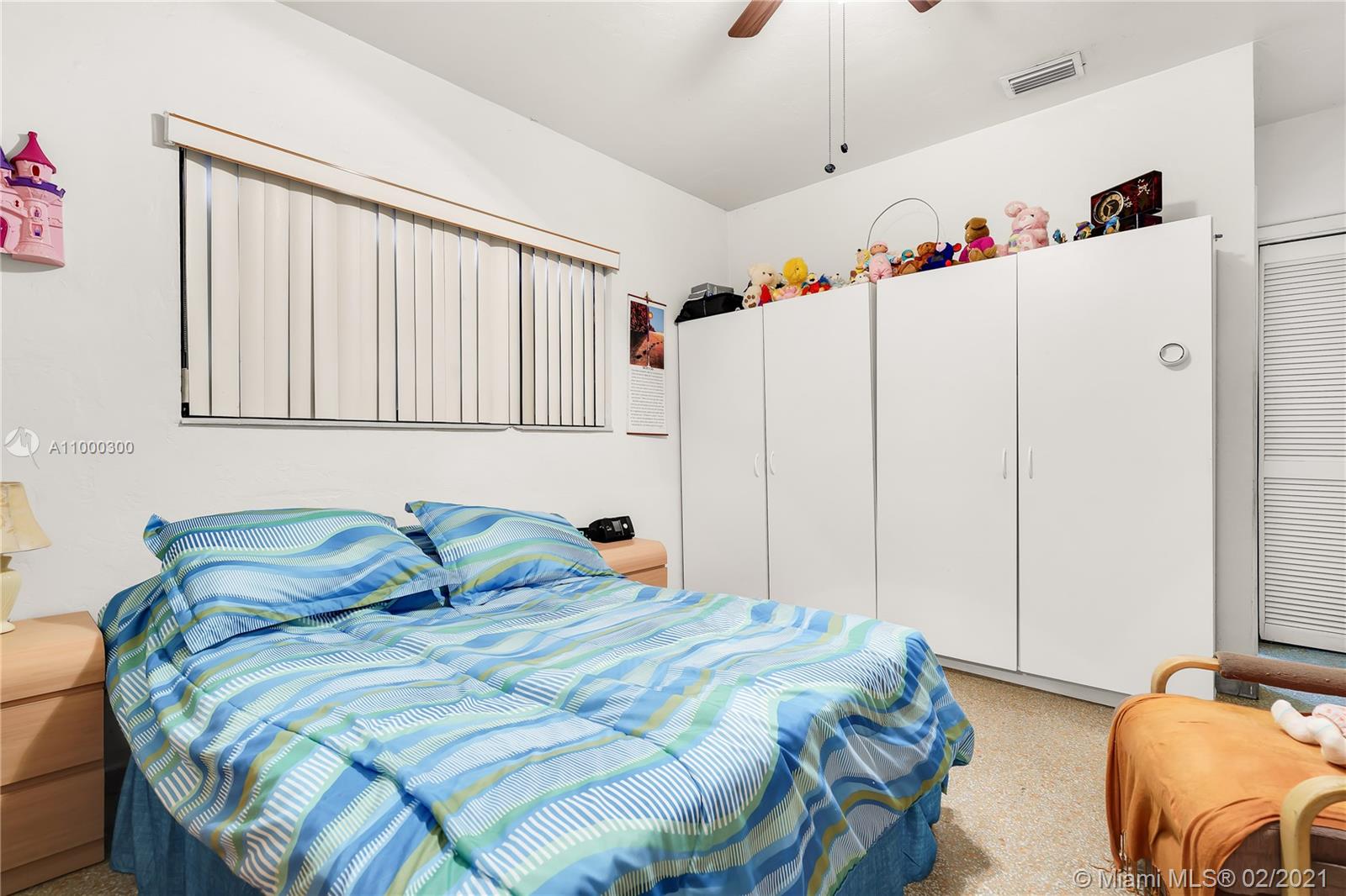 See details / 2012 sq. ft. $ 2021-02-16 0 Photo