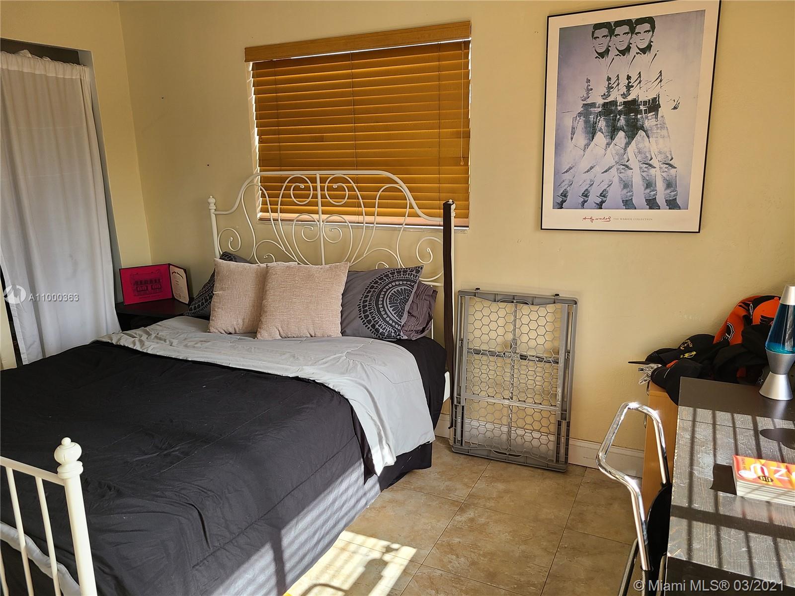 See details / 1111 sq. ft. $ 2021-02-17 0 Photo